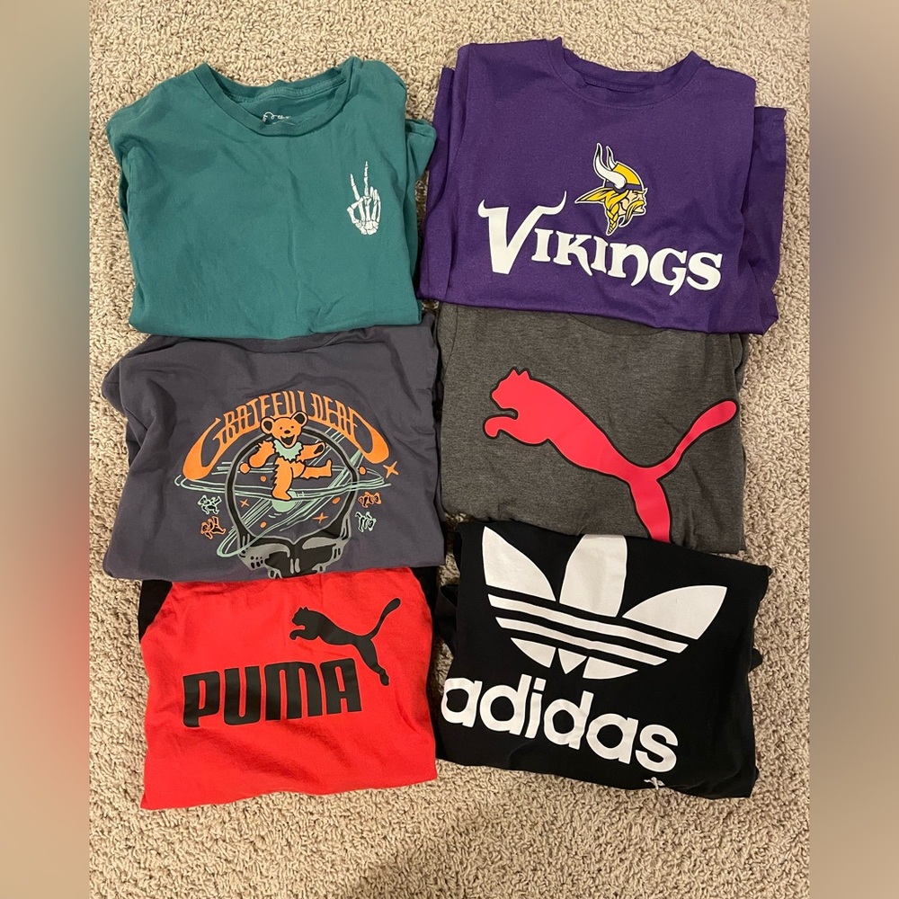 Bundle of boys tees
